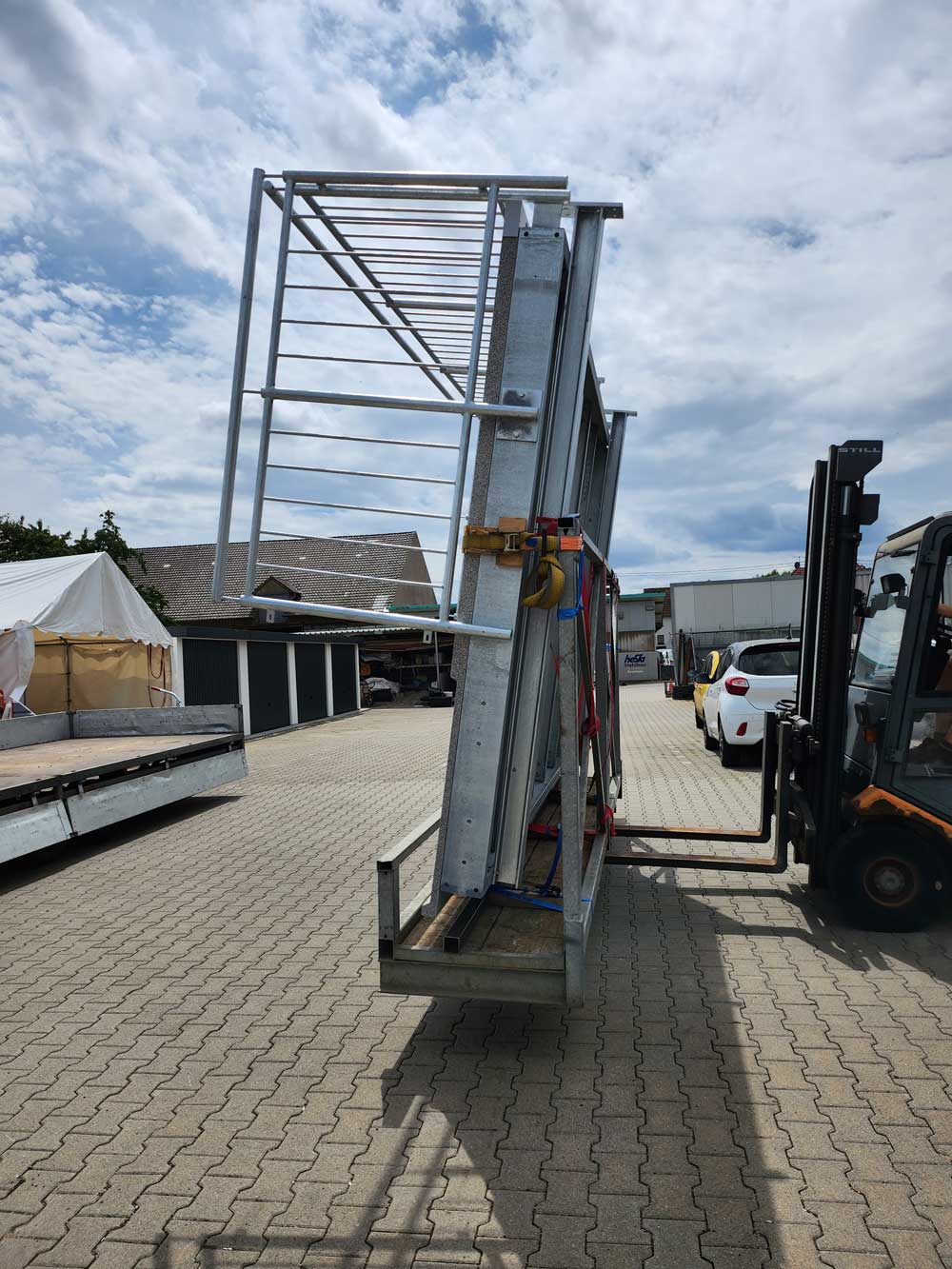 Balkonanlage verladen